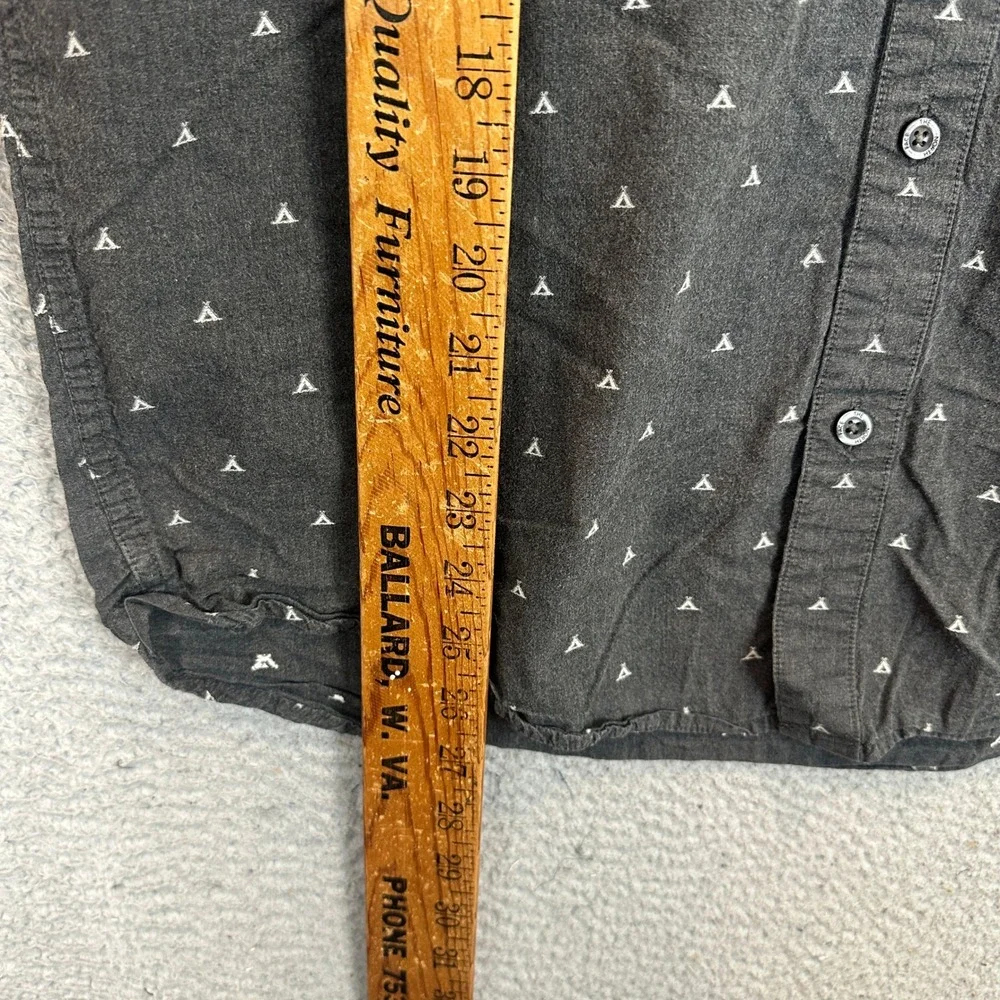 The North Face Shirt Mens Large Dark Grey Tent Graphic Button Up Short Sleeve